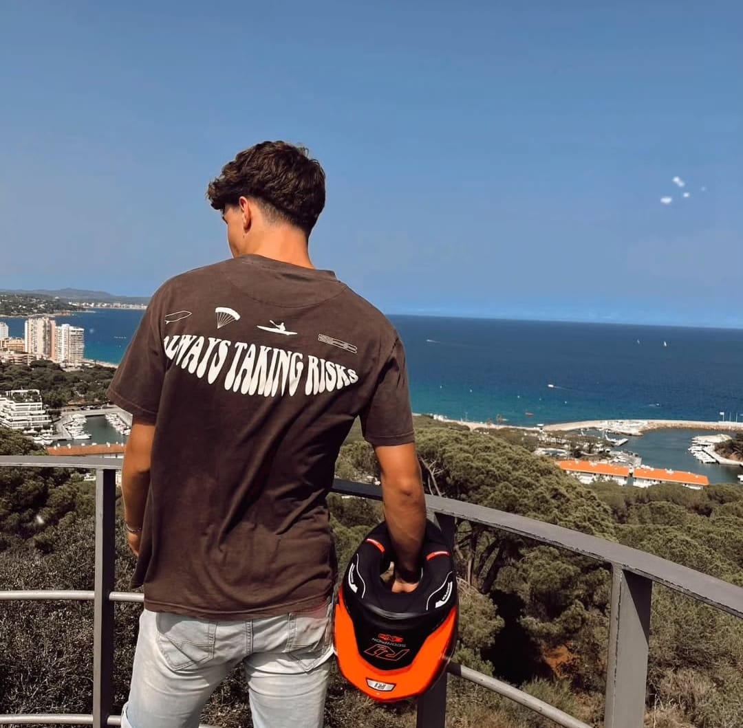 Camiseta Always Taking Risks